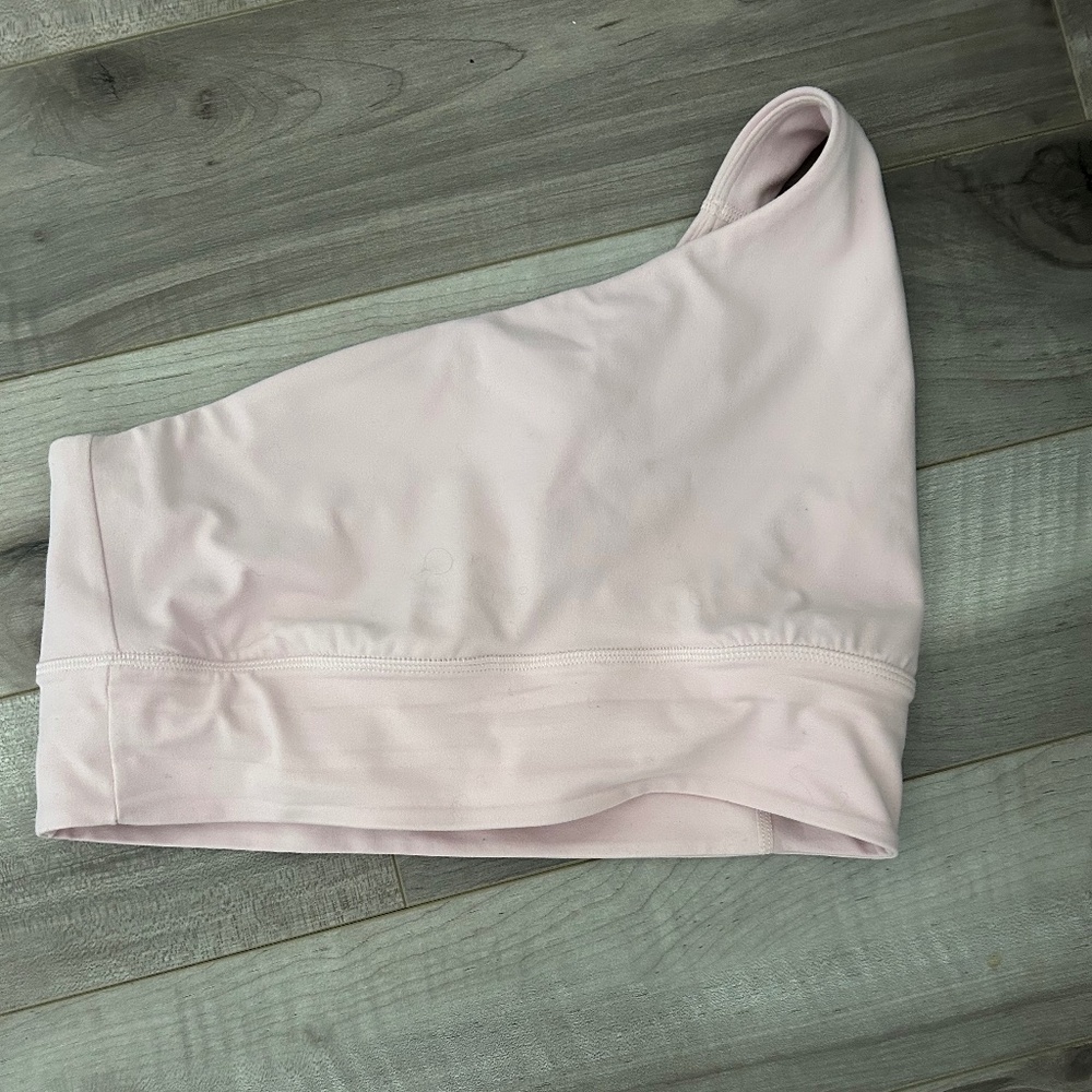 Lululemon asymmetrical bra top align